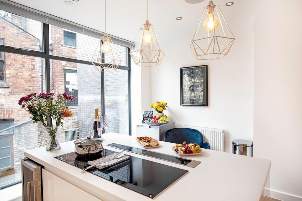 City Superhost: Luxury Deansgate Townhouse 曼彻斯特 外观 照片
