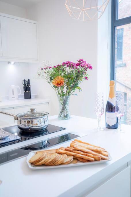 City Superhost: Luxury Deansgate Townhouse 曼彻斯特 外观 照片